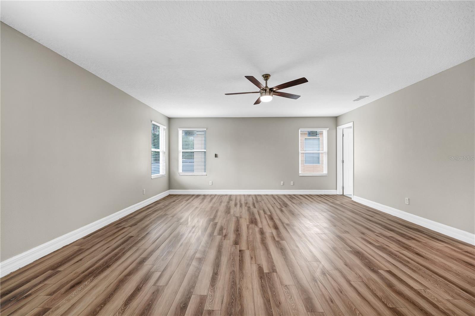 200 ANDOVER DR, DAVENPORT, FL, 33897