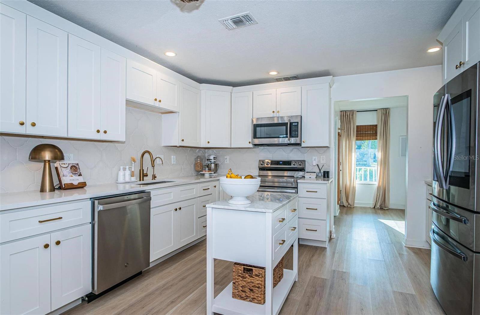 1806 RIVER CROSSING DR, VALRICO, FL, 33596