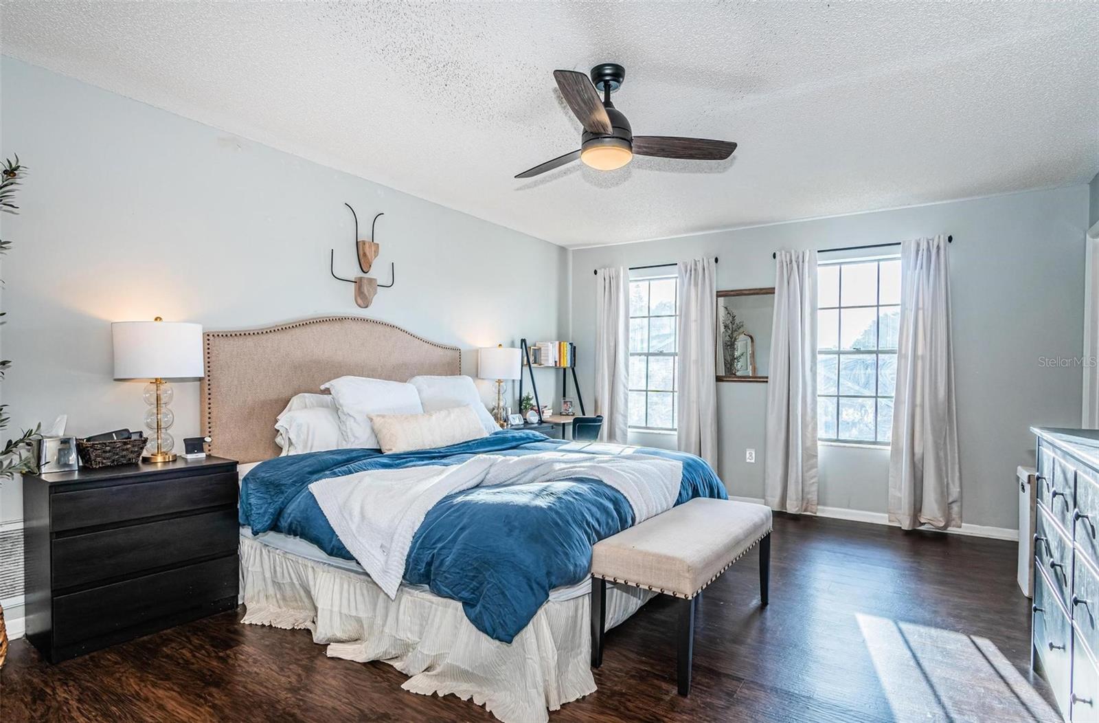 1806 RIVER CROSSING DR, VALRICO, FL, 33596