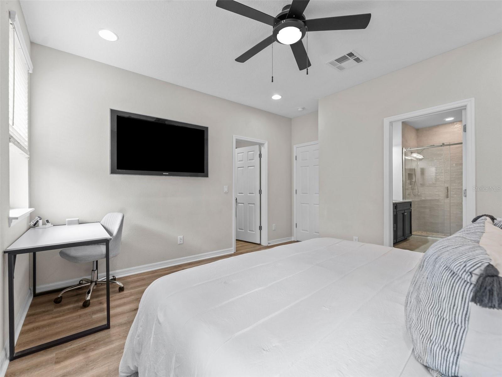26399 LIMESTONE SPRINGS WAY, WESLEY CHAPEL, FL, 33544