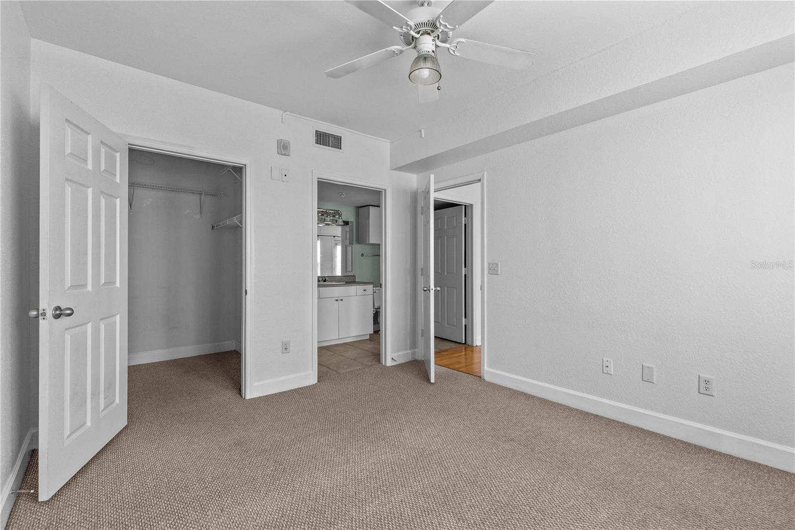 300 E SOUTH ST #2015, ORLANDO, FL, 32801