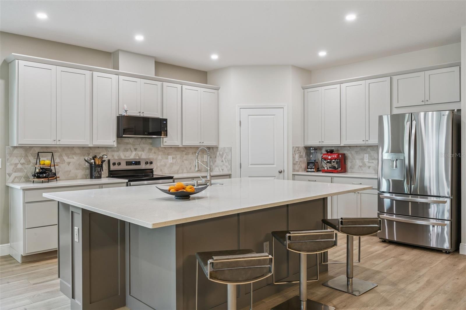 2101 AXEL ST, MINNEOLA, FL, 34715