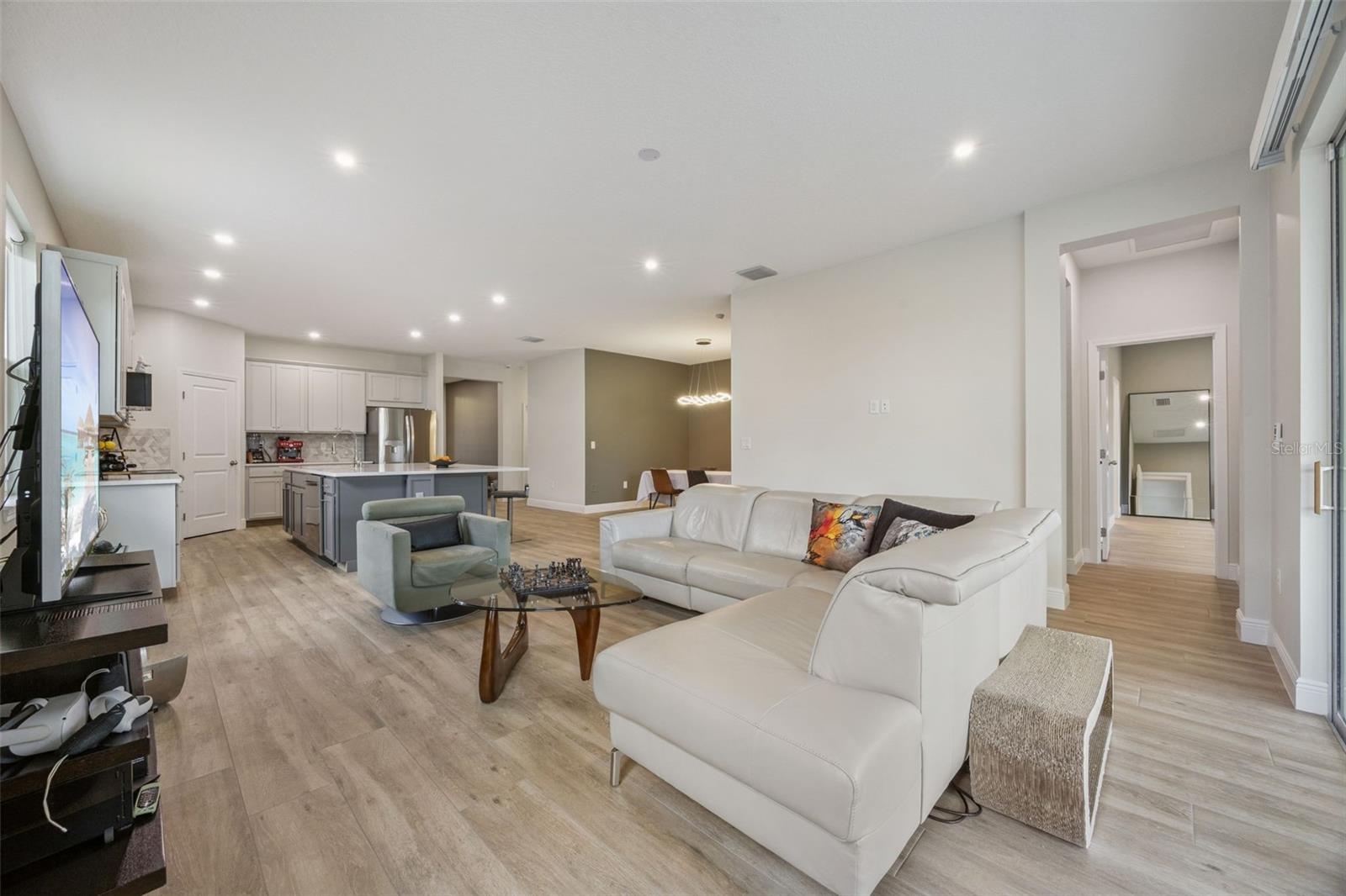 2101 AXEL ST, MINNEOLA, FL, 34715