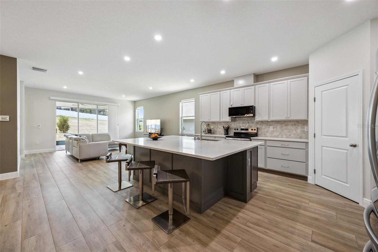2101 AXEL ST, MINNEOLA, FL, 34715