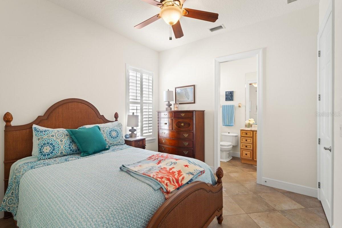 102 LAGARE ST, PALM COAST, FL, 32137