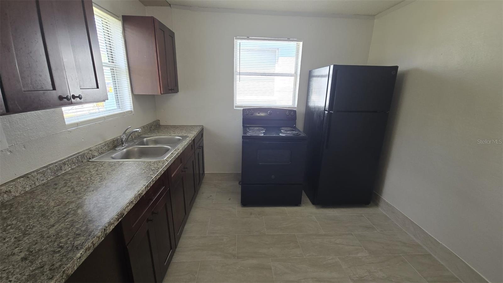 1011 NE 2ND ST, MULBERRY, FL, 33860