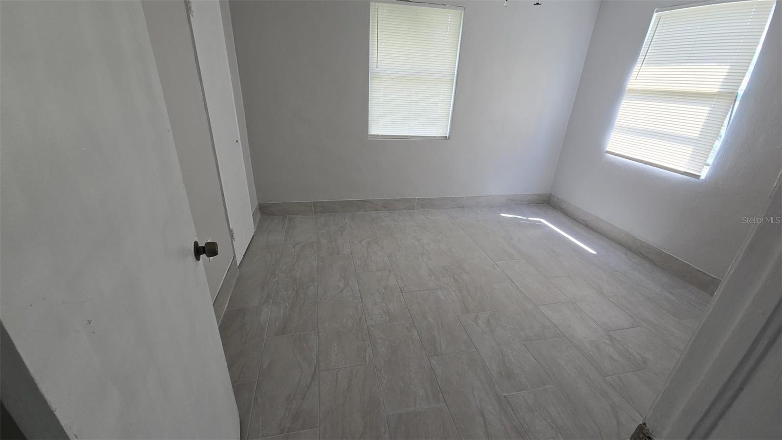 1011 NE 2ND ST, MULBERRY, FL, 33860