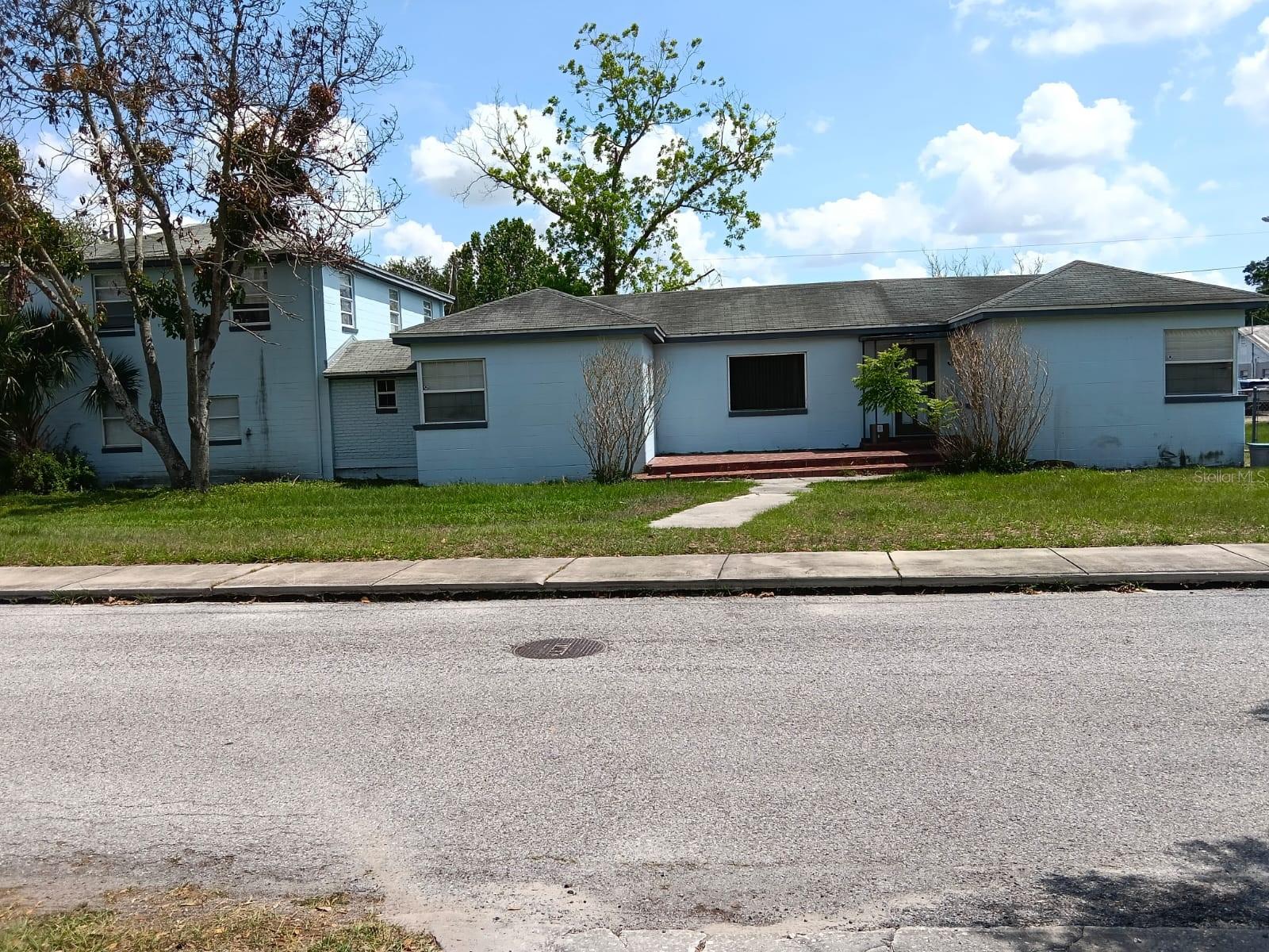 1011 NE 2ND ST, MULBERRY, FL, 33860
