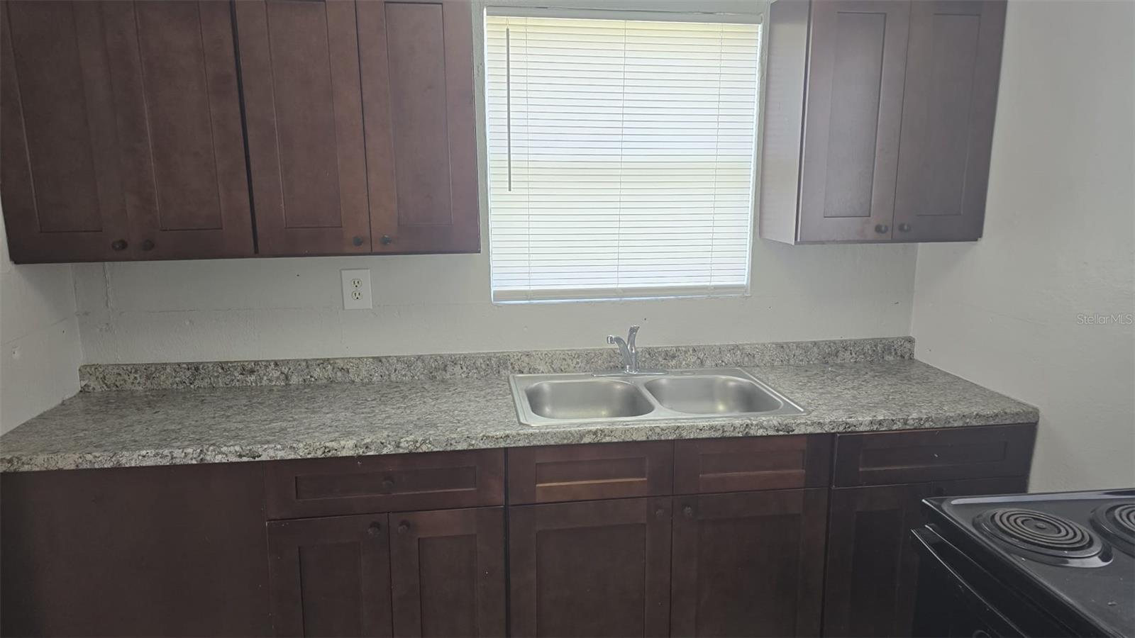 1011 NE 2ND ST, MULBERRY, FL, 33860