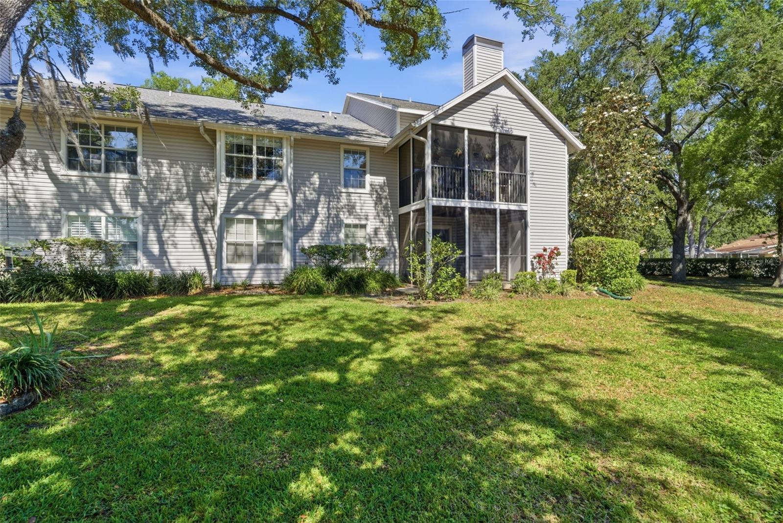3227 VALLEY OAKS DR #N/A, TAMPA, FL, 33618