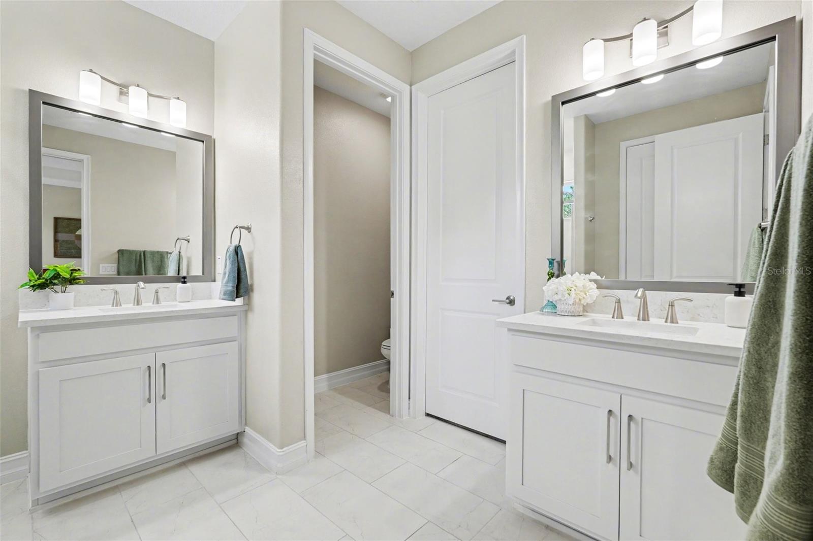 5054 SAN MARTINO DR, WESLEY CHAPEL, FL, 33543