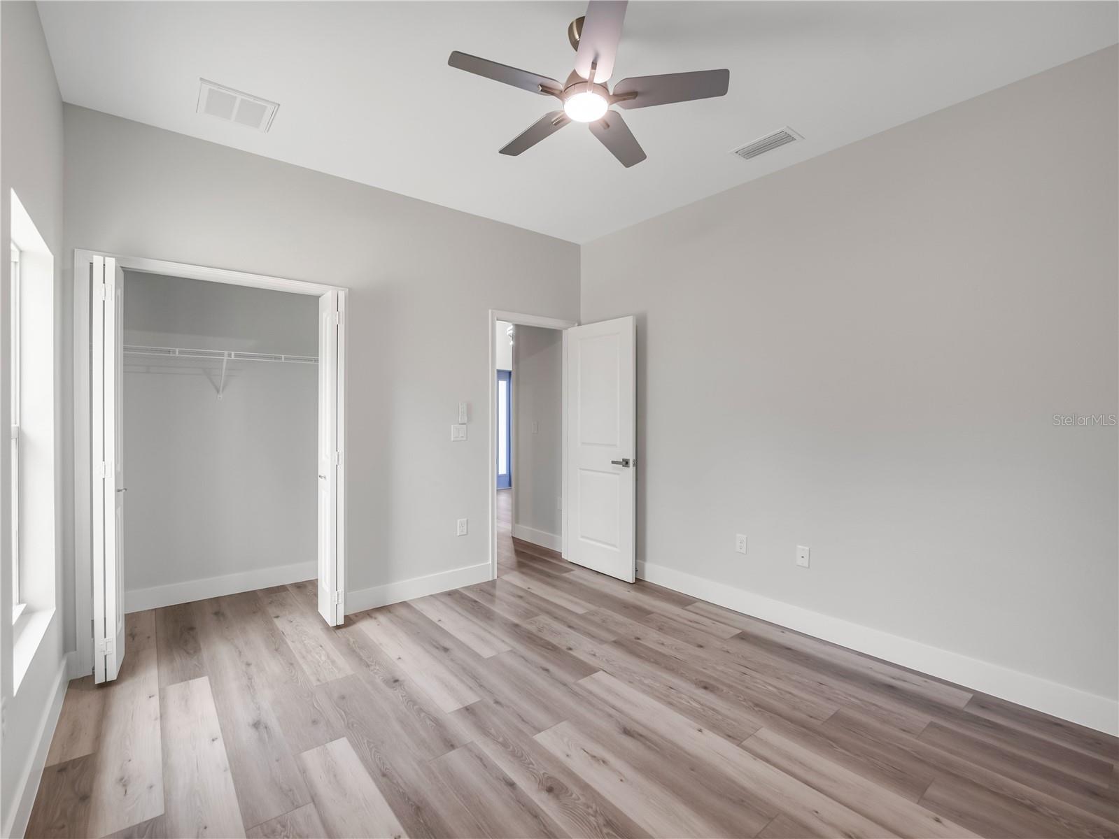 102 CHICKERING ST, PORT CHARLOTTE, FL, 33954