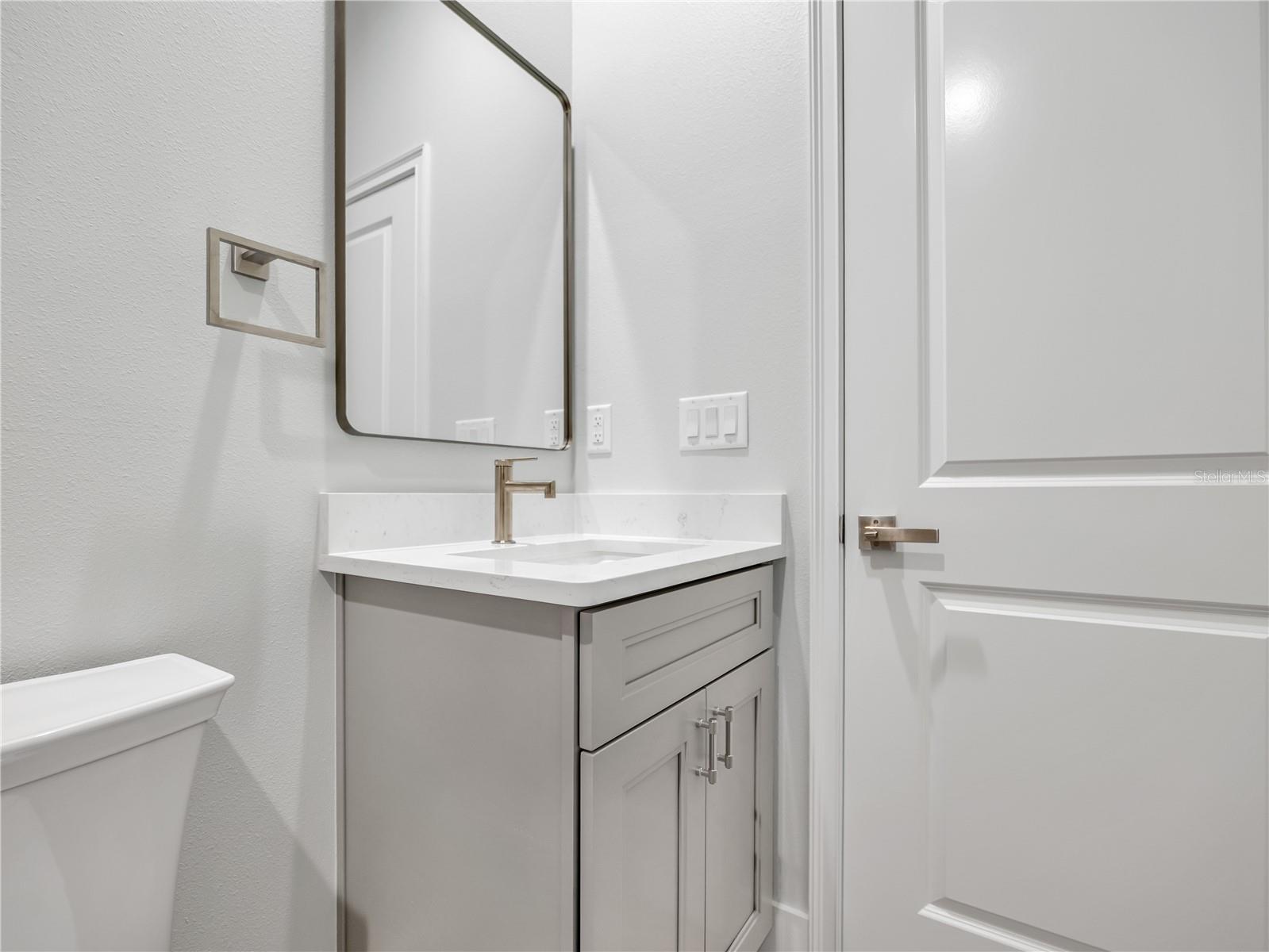102 CHICKERING ST, PORT CHARLOTTE, FL, 33954