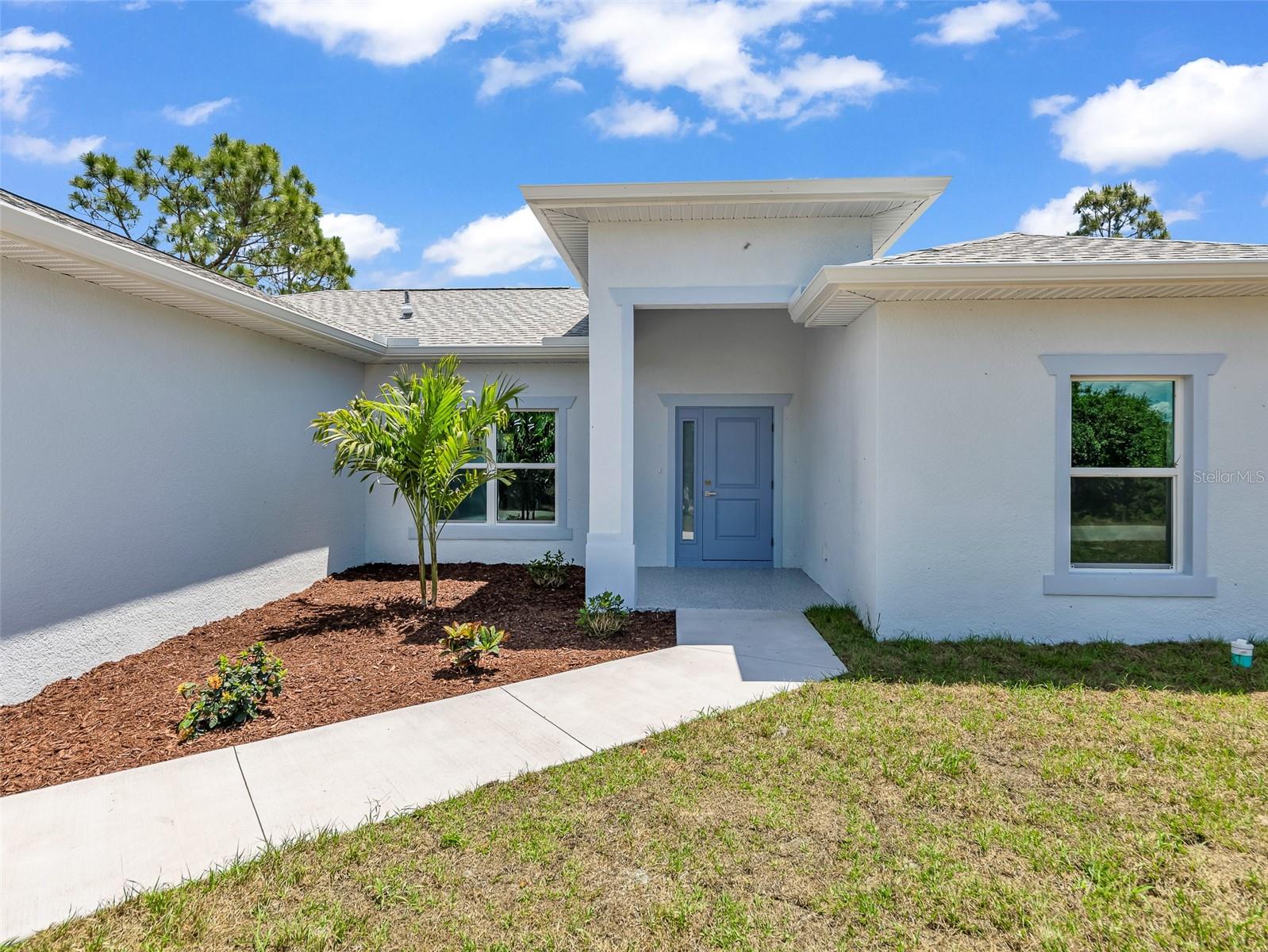 102 CHICKERING ST, PORT CHARLOTTE, FL, 33954