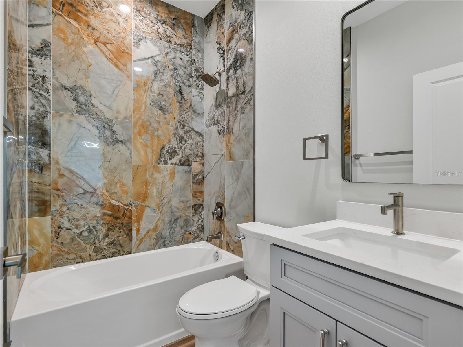 102 CHICKERING ST, PORT CHARLOTTE, FL, 33954