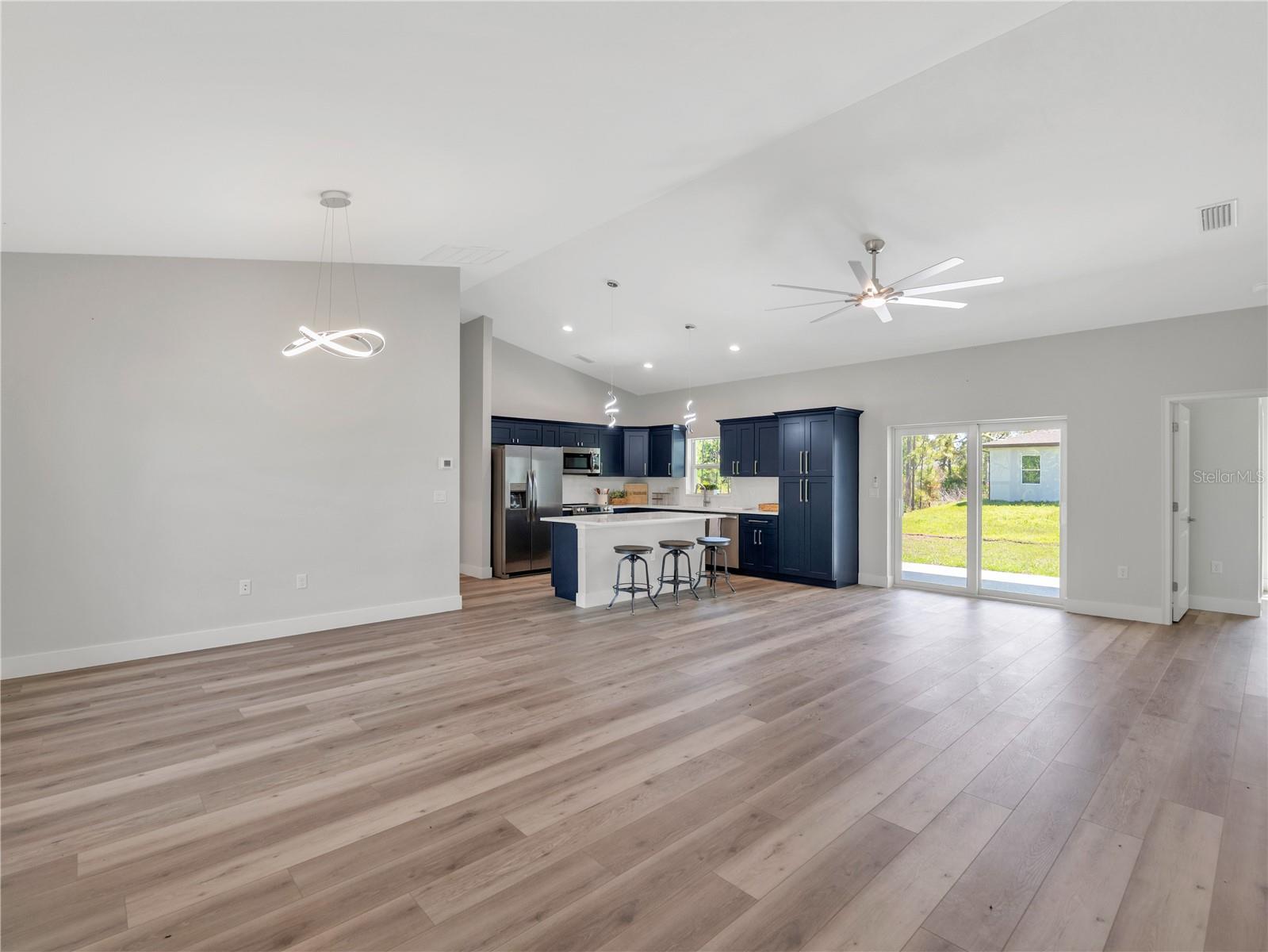 102 CHICKERING ST, PORT CHARLOTTE, FL, 33954