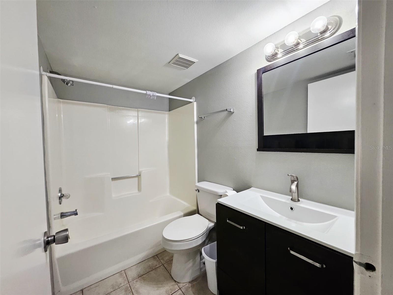 14468 REUTER STRASSE CIR #503, TAMPA, FL, 33613