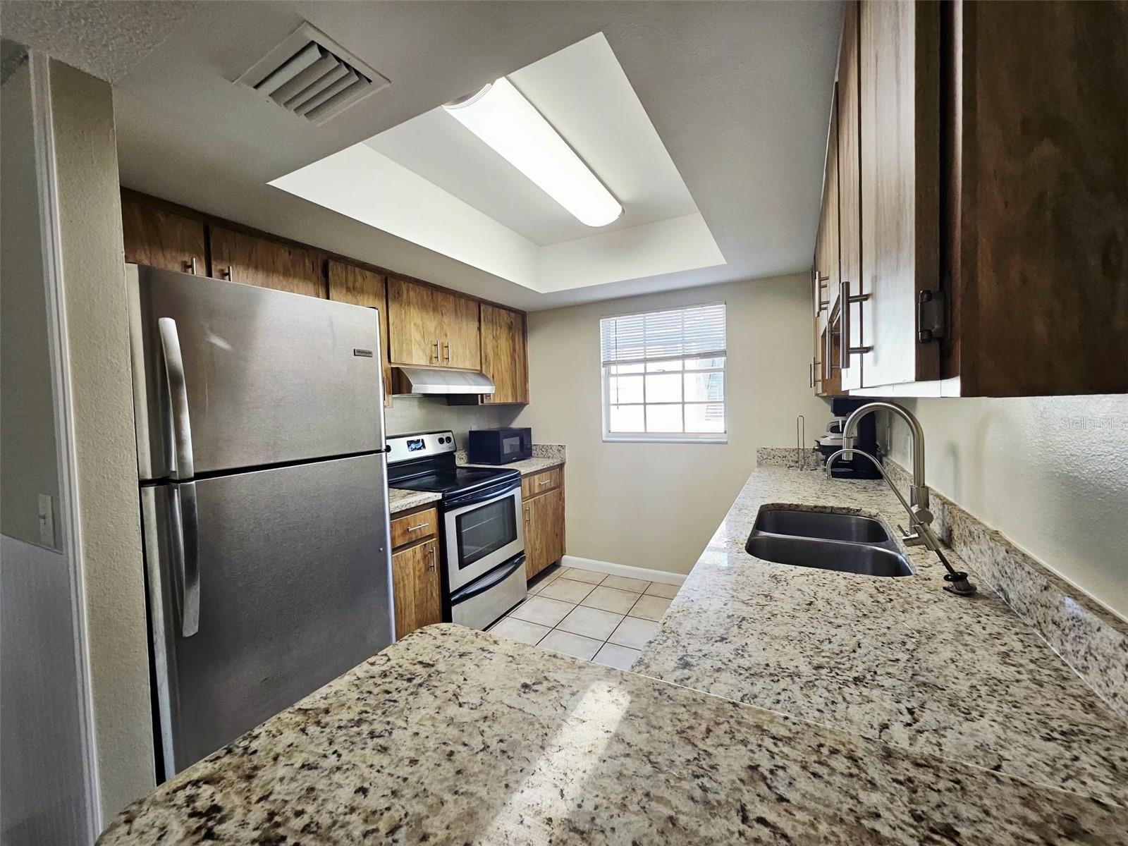 14468 REUTER STRASSE CIR #503, TAMPA, FL, 33613