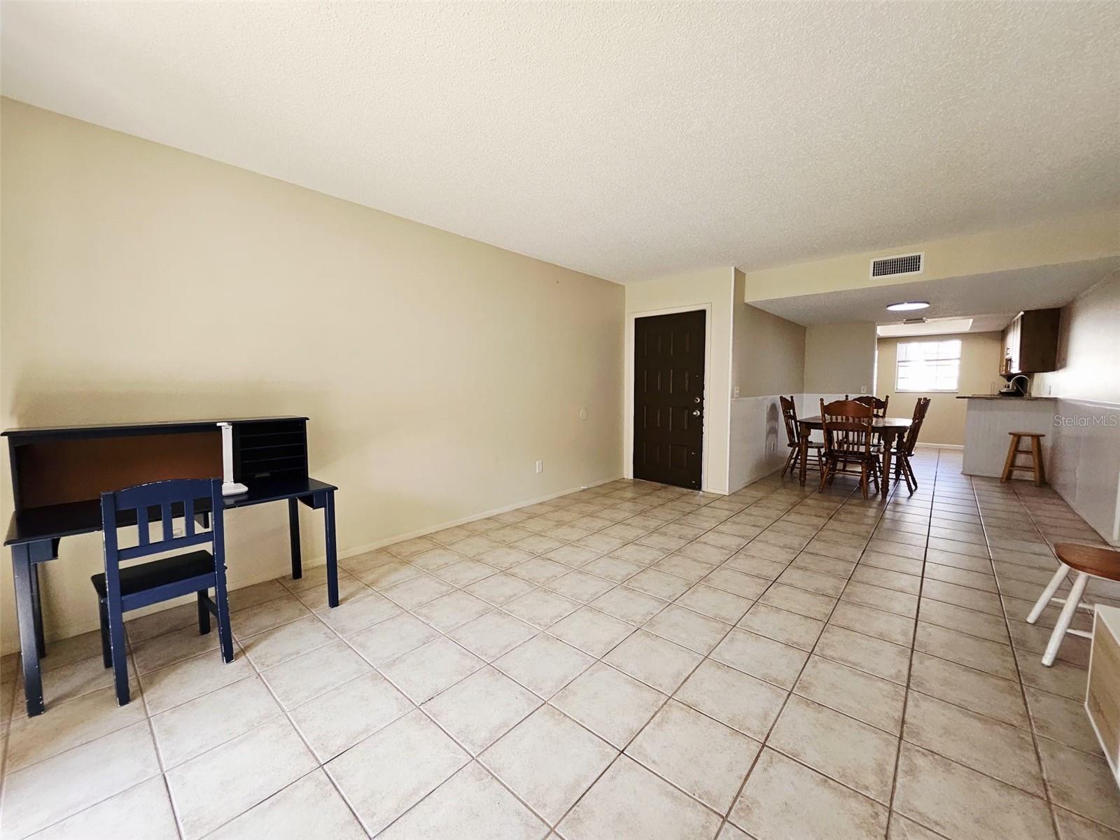 14468 REUTER STRASSE CIR #503, TAMPA, FL, 33613
