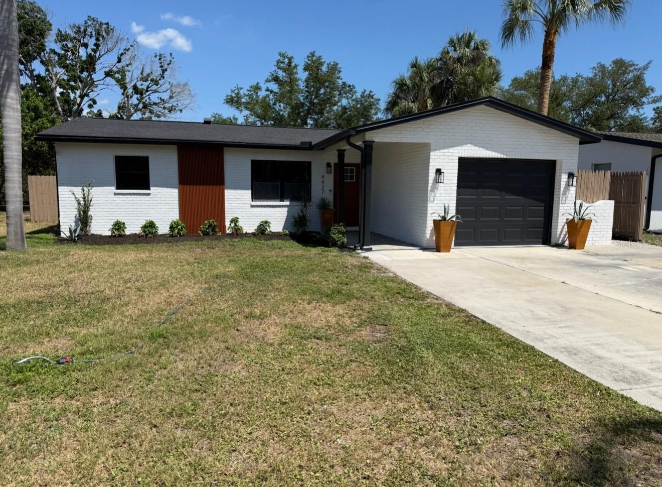 4427 HUNTINGTON ST NE, ST PETERSBURG, FL, 33703