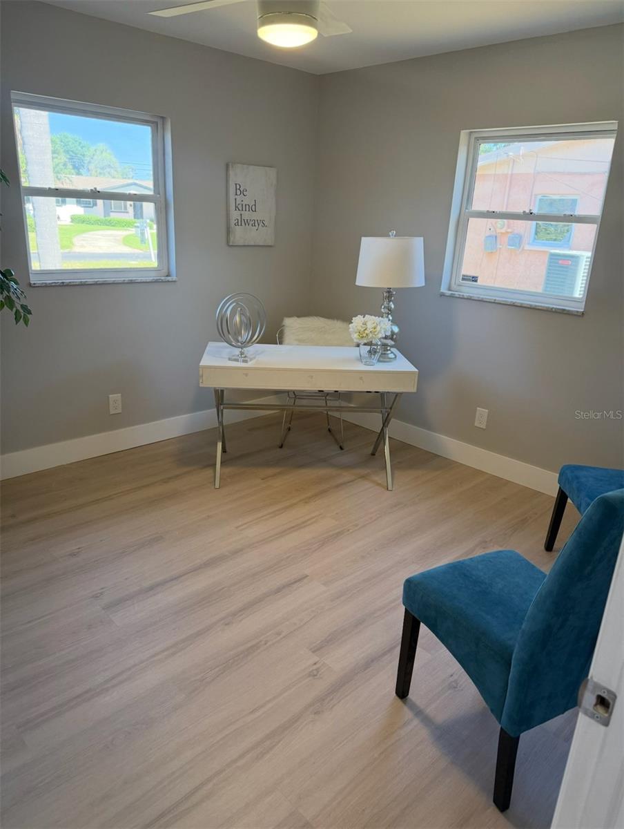 4427 HUNTINGTON ST NE, ST PETERSBURG, FL, 33703