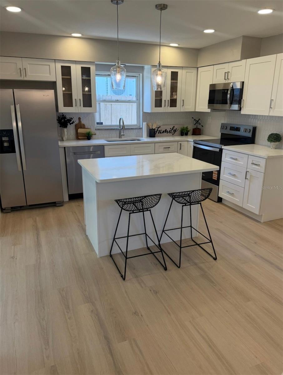 4427 HUNTINGTON ST NE, ST PETERSBURG, FL, 33703