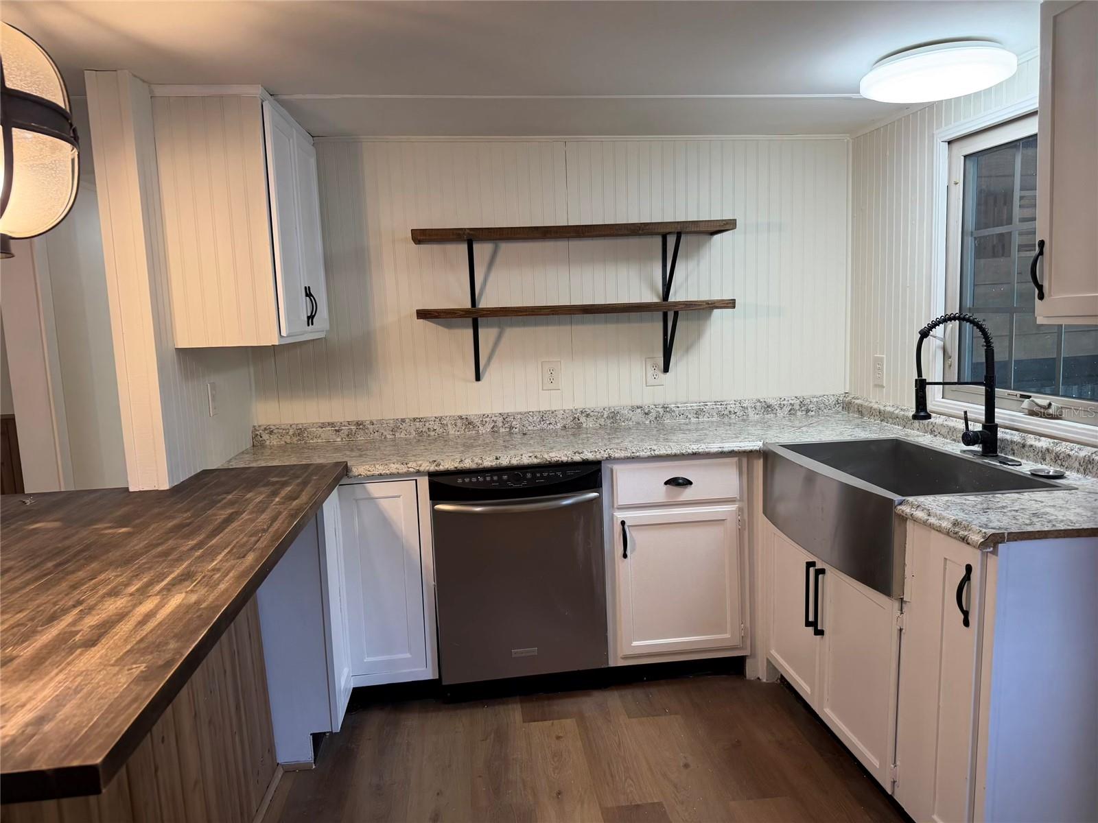 8732 CR 647 S, BUSHNELL, FL, 33513