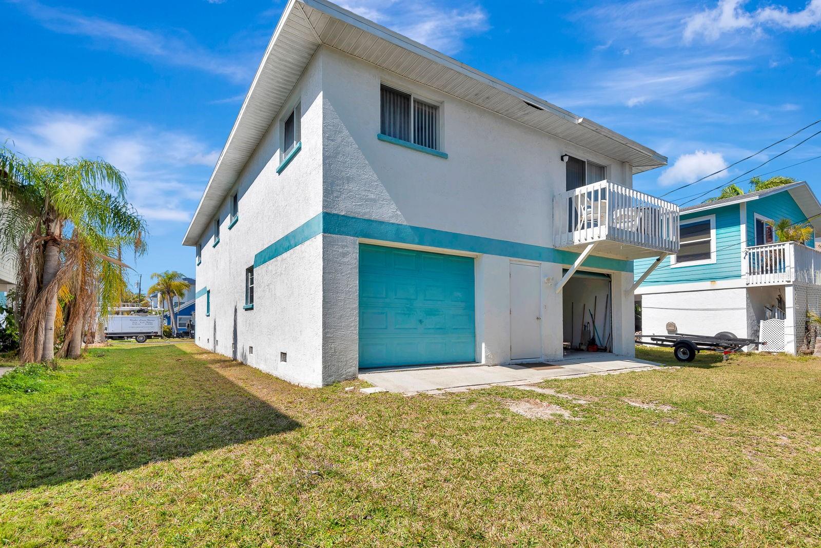 2409 AVENUE B, BRADENTON BEACH, FL, 34217