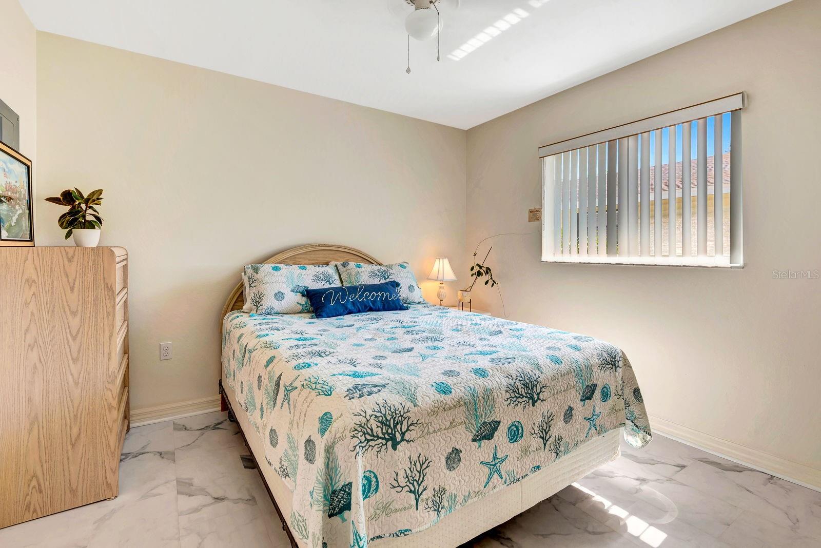 2409 AVENUE B, BRADENTON BEACH, FL, 34217