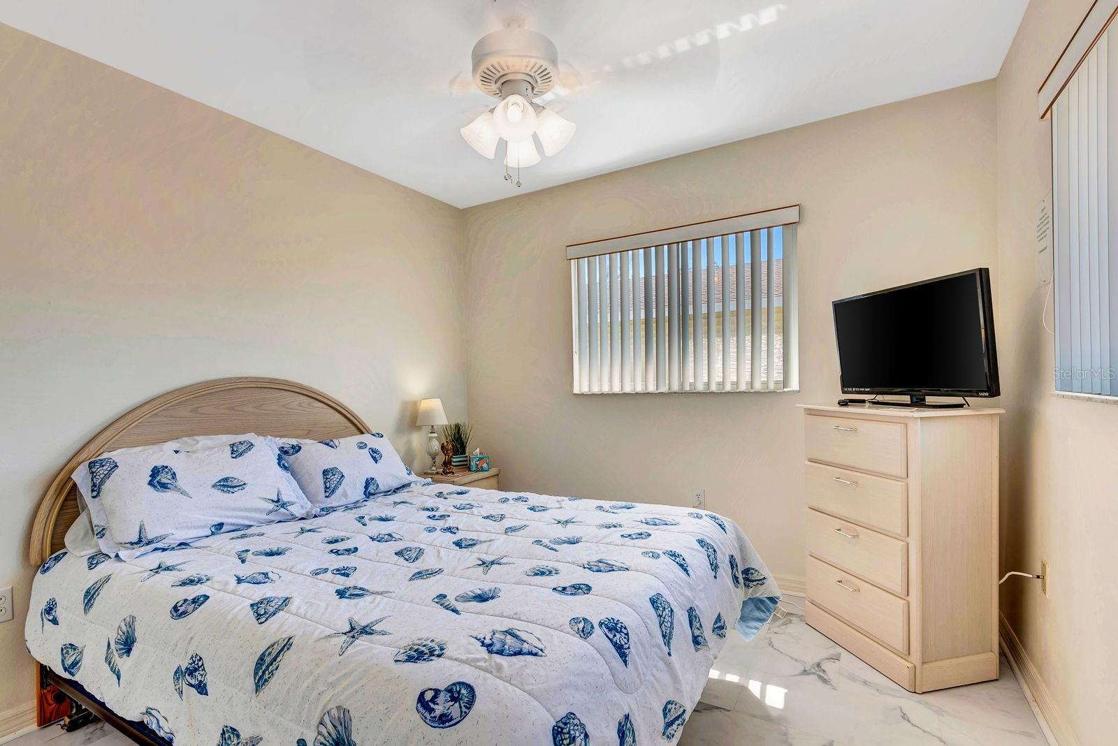 2409 AVENUE B, BRADENTON BEACH, FL, 34217