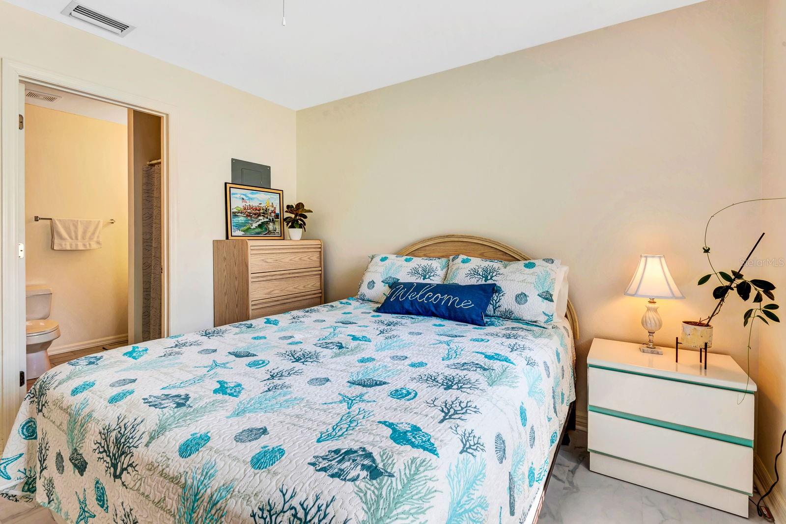 2409 AVENUE B, BRADENTON BEACH, FL, 34217