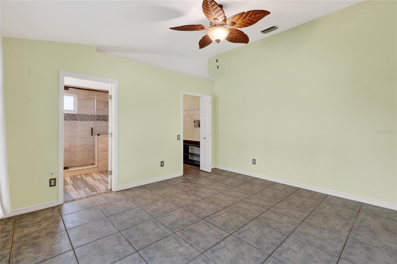 12119 COLONIAL ESTATES LN, RIVERVIEW, FL, 33579