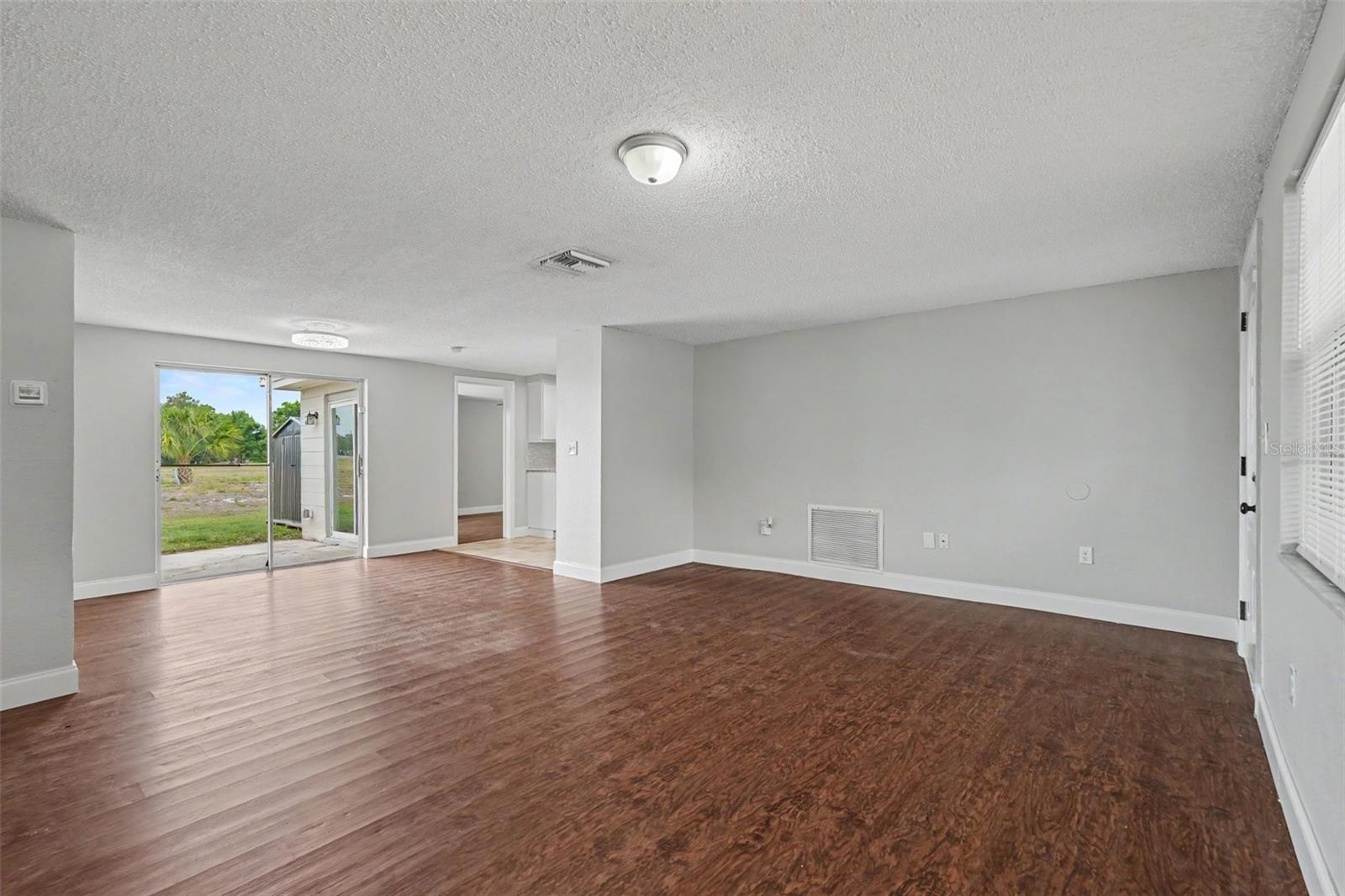 7037 MAGNOLIA VALLEY DR, NEW PORT RICHEY, FL, 34653