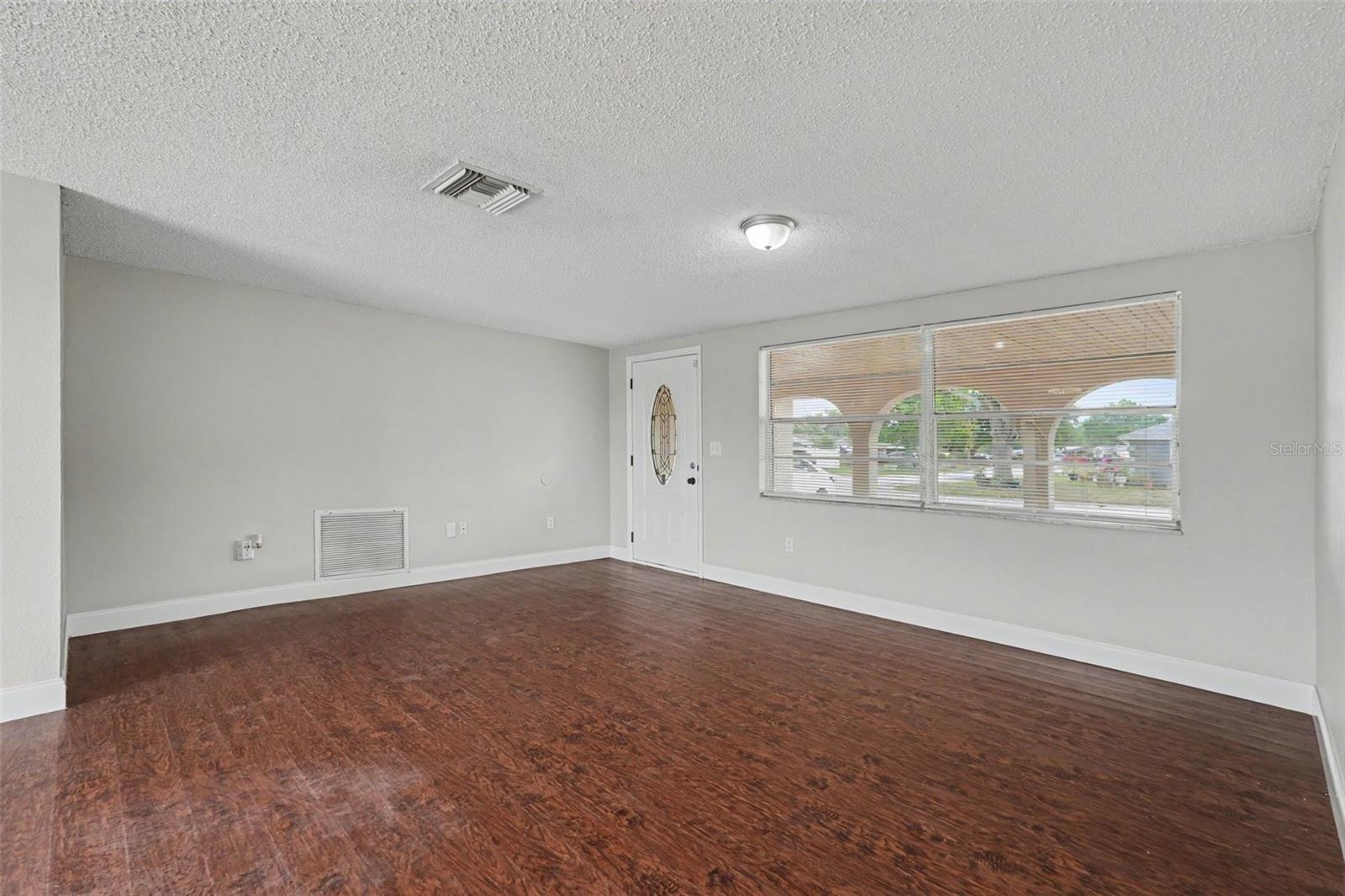 7037 MAGNOLIA VALLEY DR, NEW PORT RICHEY, FL, 34653