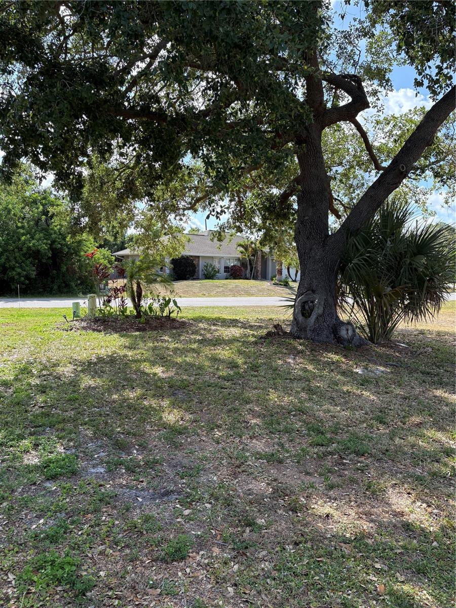 PORT CHARLOTTE SEC 051, PORT CHARLOTTE, FL, 33952