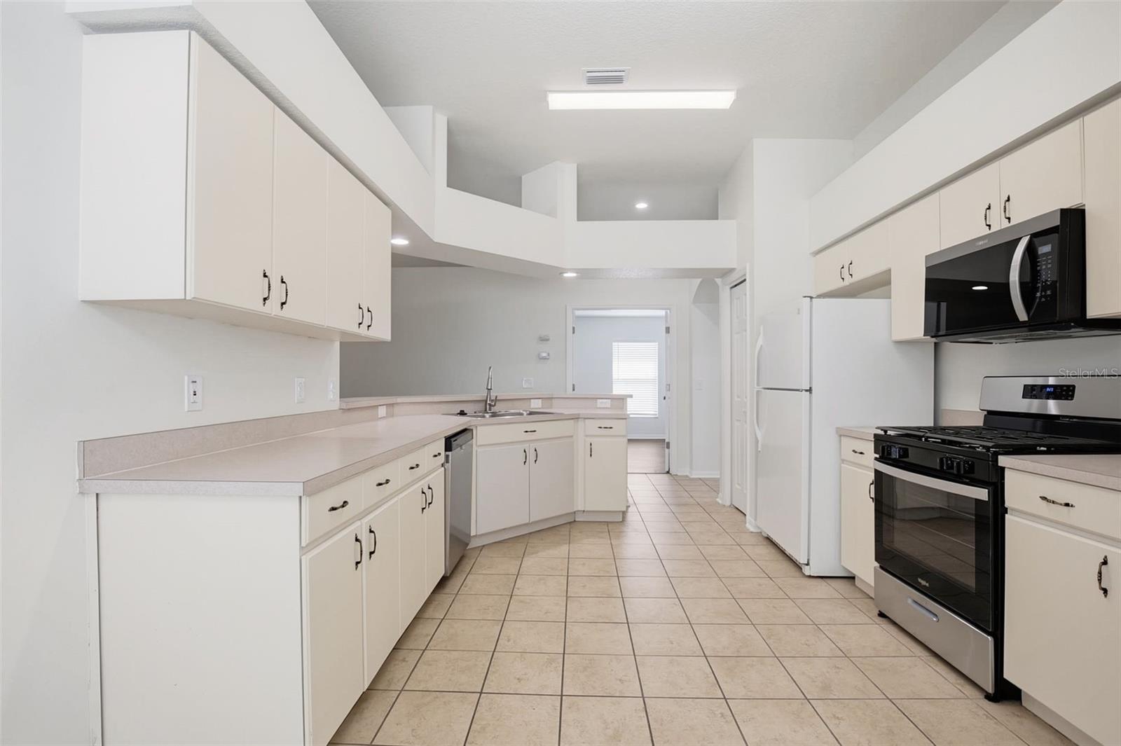 22611 RODERICK DR, LAND O LAKES, FL, 34639