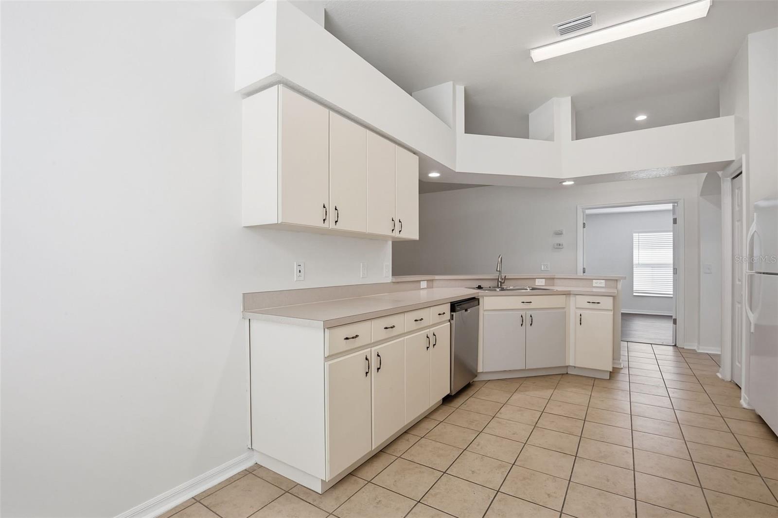 22611 RODERICK DR, LAND O LAKES, FL, 34639
