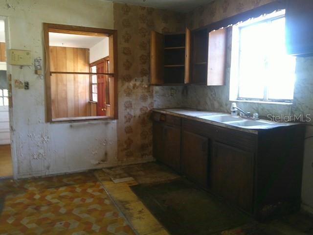 2040 22ND AVE S, ST PETERSBURG, FL, 33712