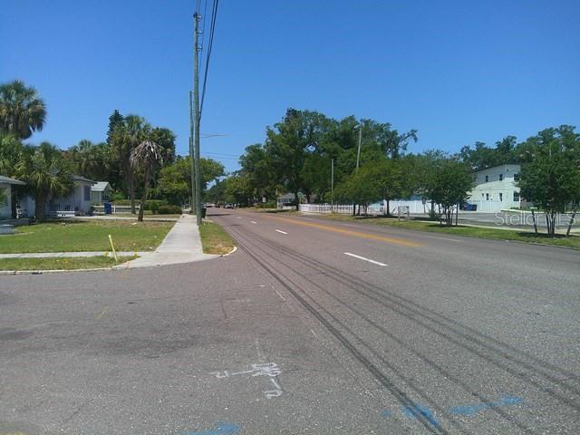 2040 22ND AVE S, ST PETERSBURG, FL, 33712