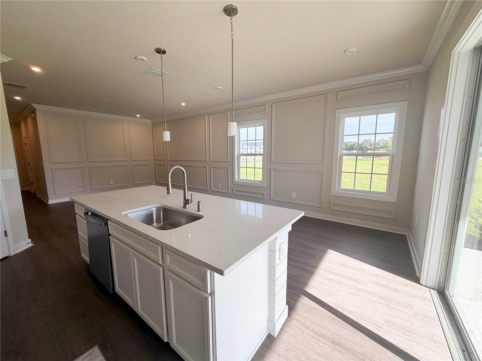 12335 AMBER CREEK CIR, LAKEWOOD RANCH, FL, 34211