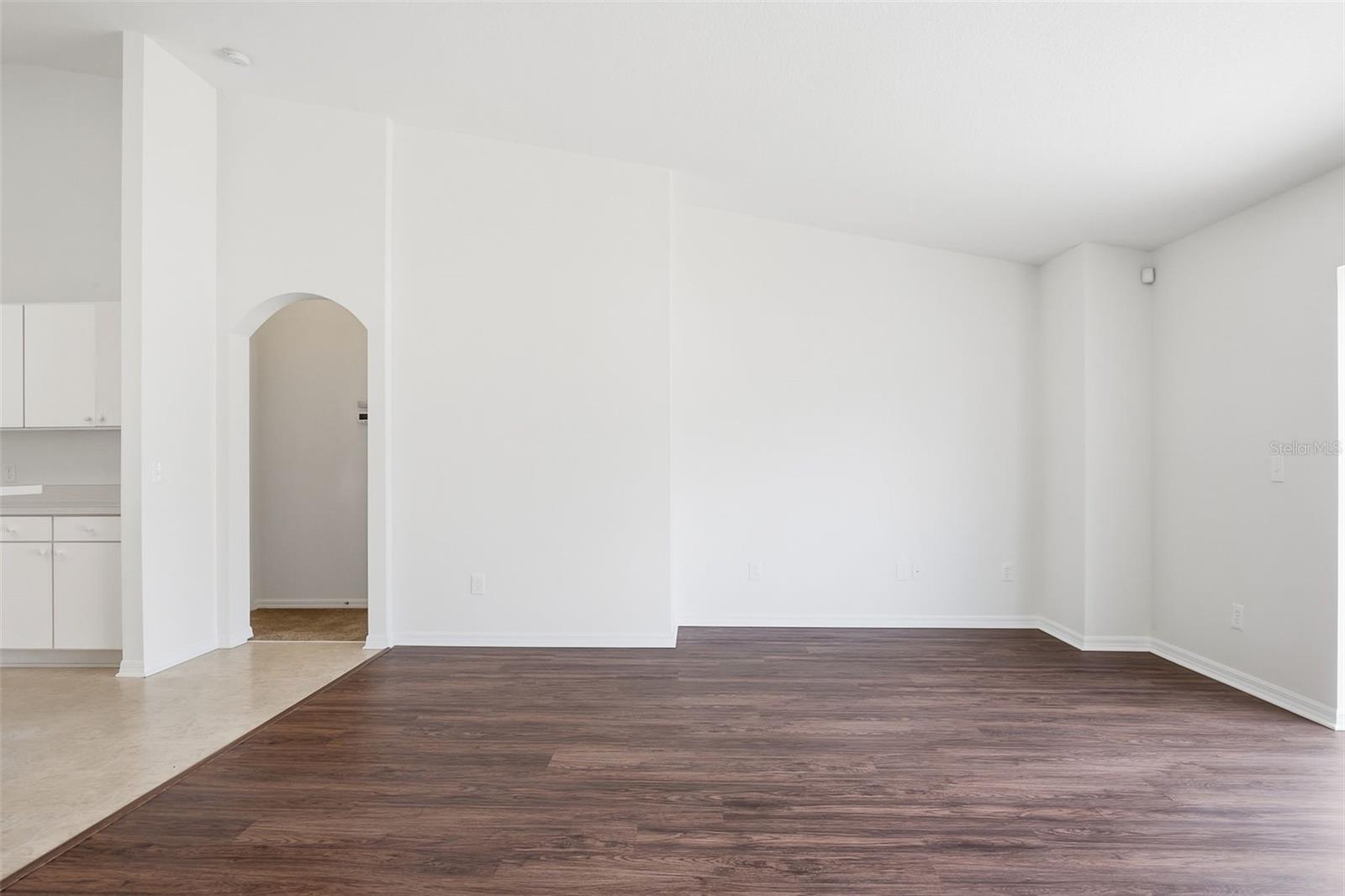 5152 NEW SAVANNAH CIR, WESLEY CHAPEL, FL, 33545