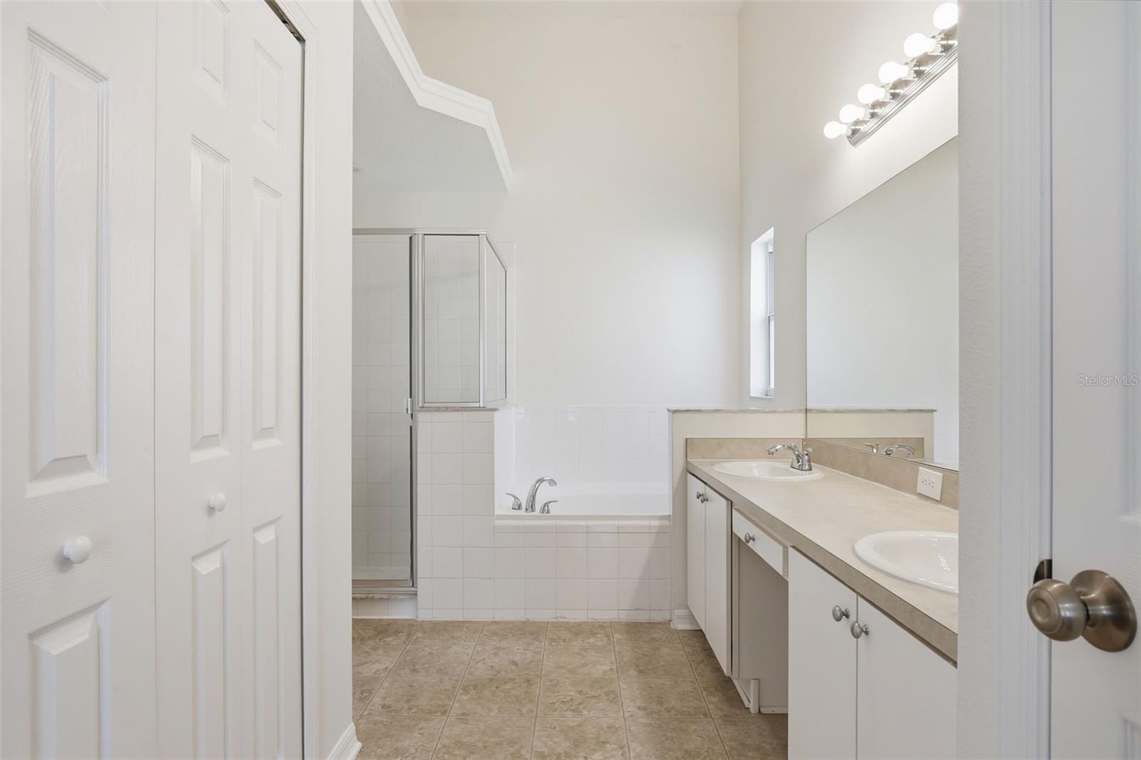 5152 NEW SAVANNAH CIR, WESLEY CHAPEL, FL, 33545