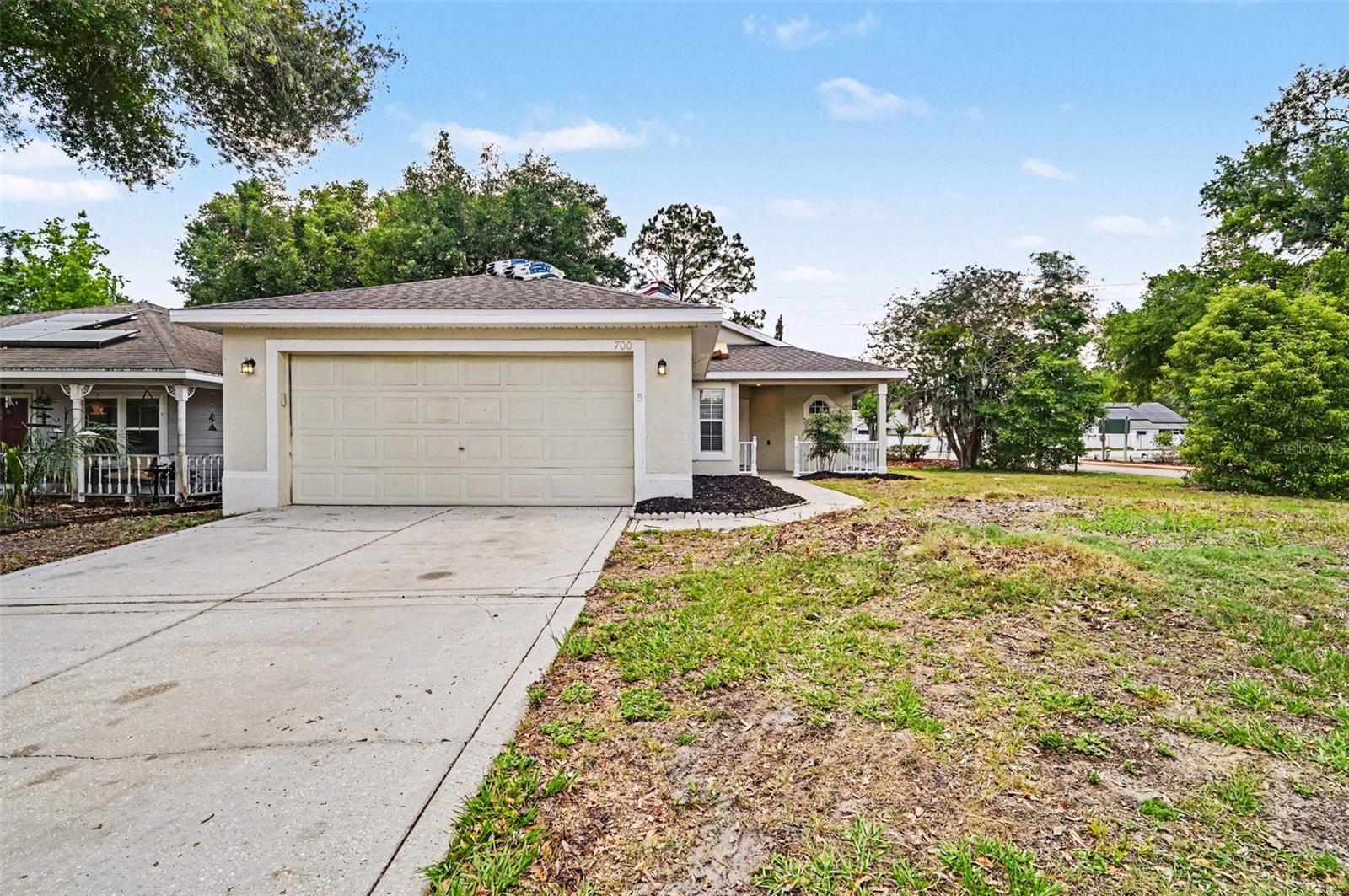 700 KENMOORE CT, EUSTIS, FL, 32726