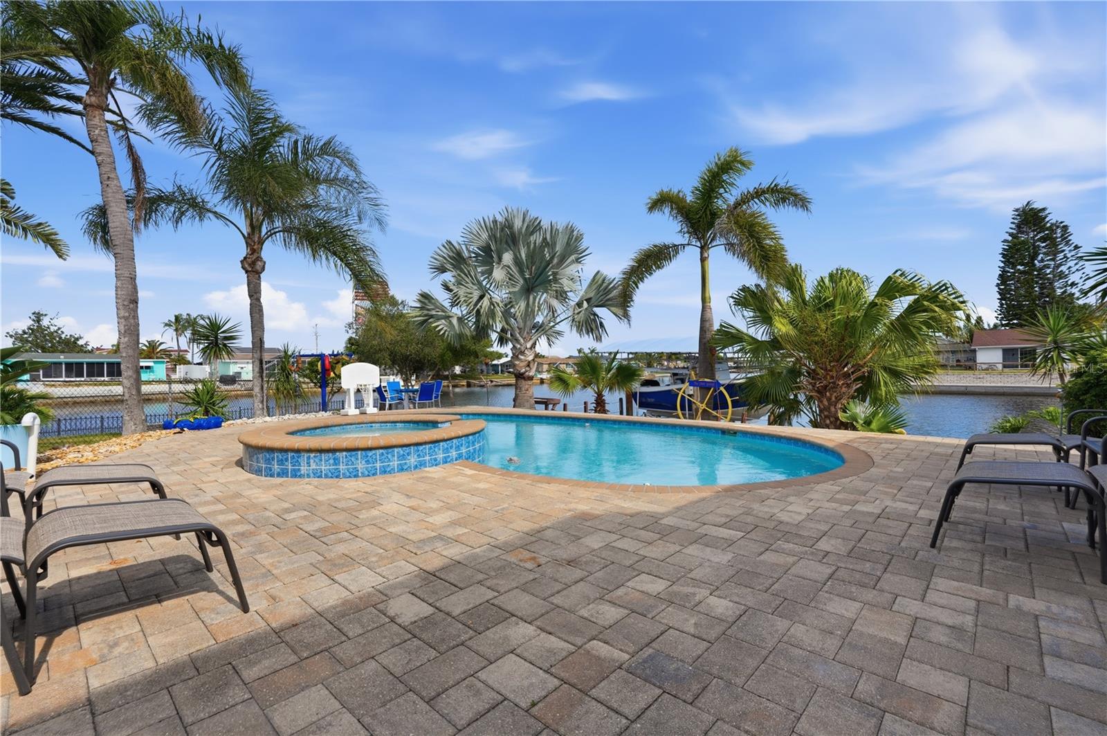 12821 4TH ISLE, HUDSON, FL, 34667
