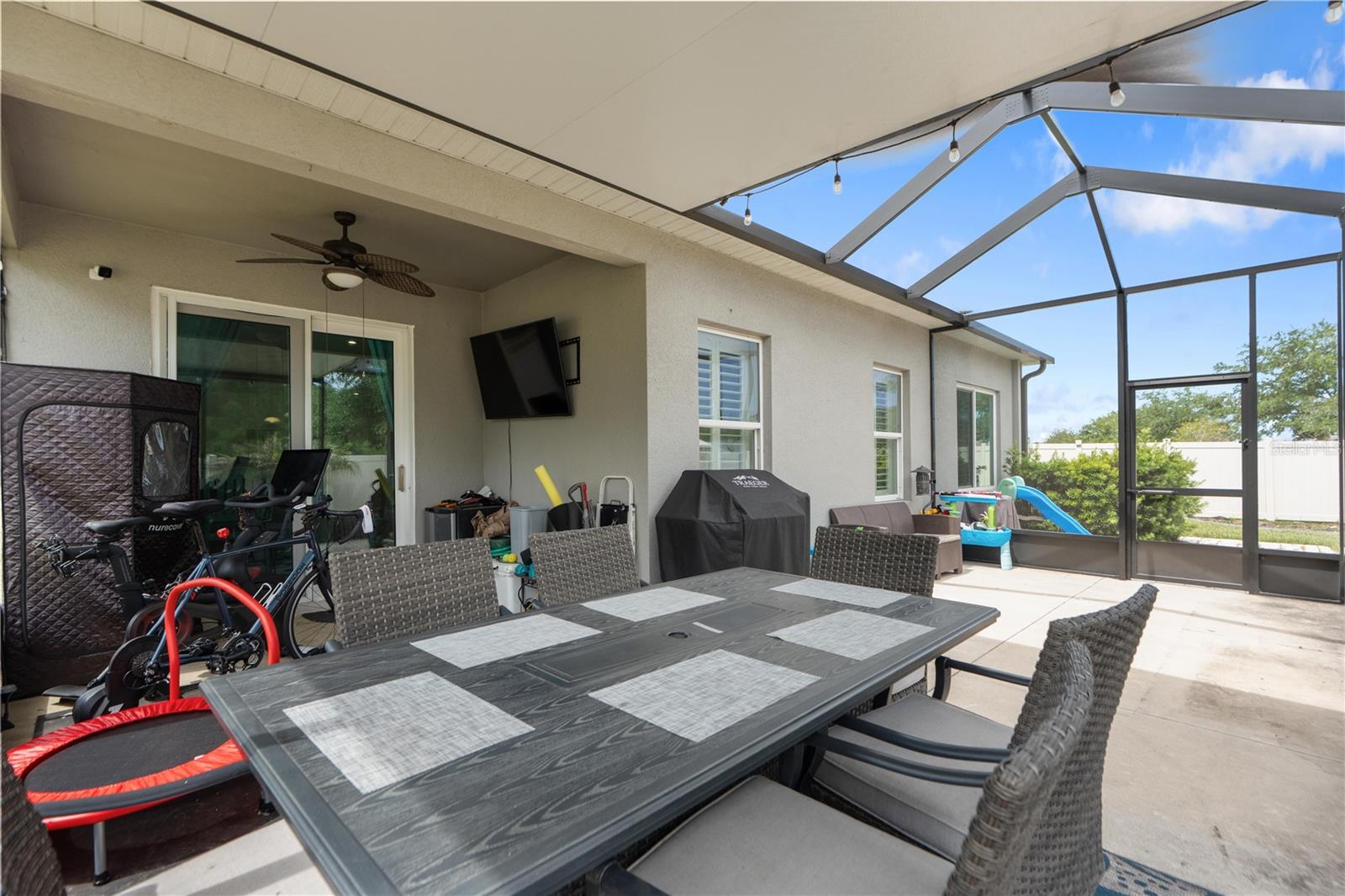 18379 FALLING PINE NEEDLE LN, LAND O LAKES, FL, 34638