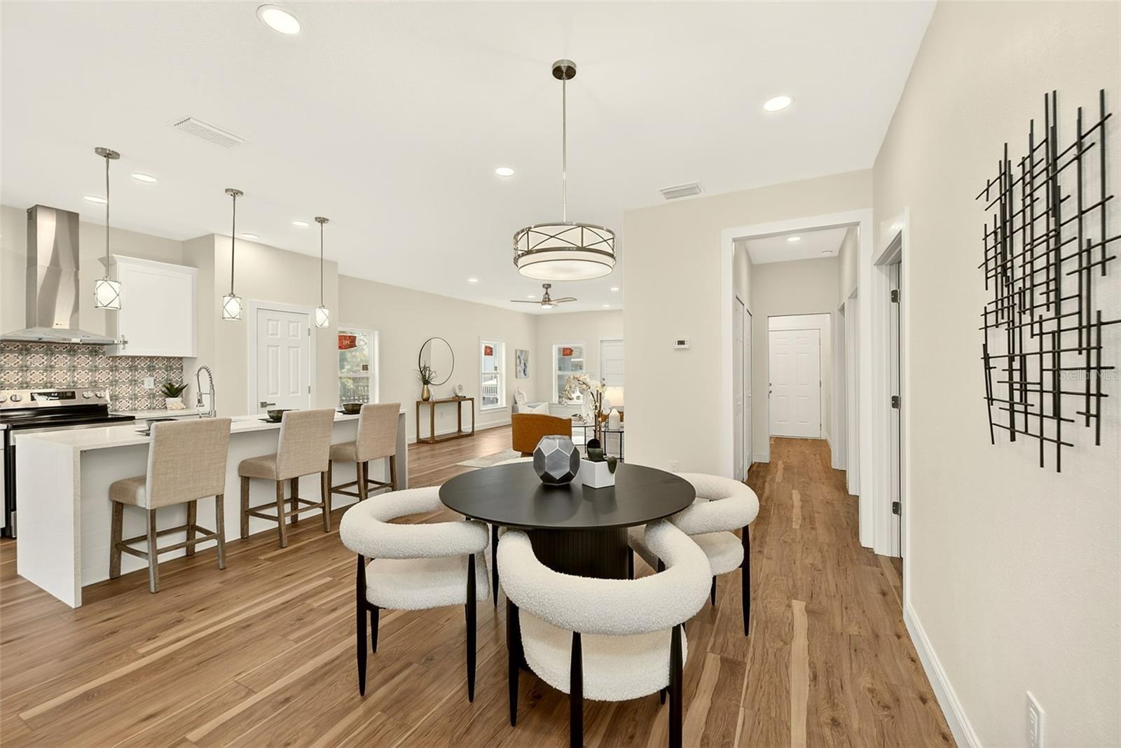 3151 69TH AVE N, ST PETERSBURG, FL, 33702