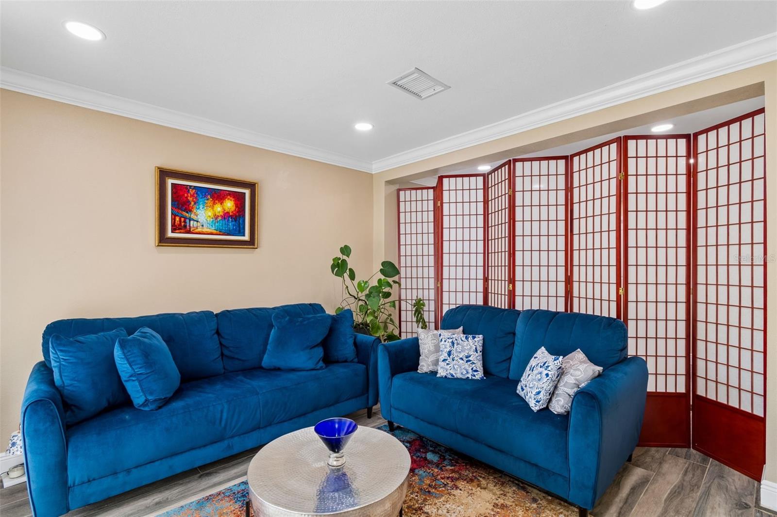 9803 LONG MEADOW DR, TAMPA, FL, 33615