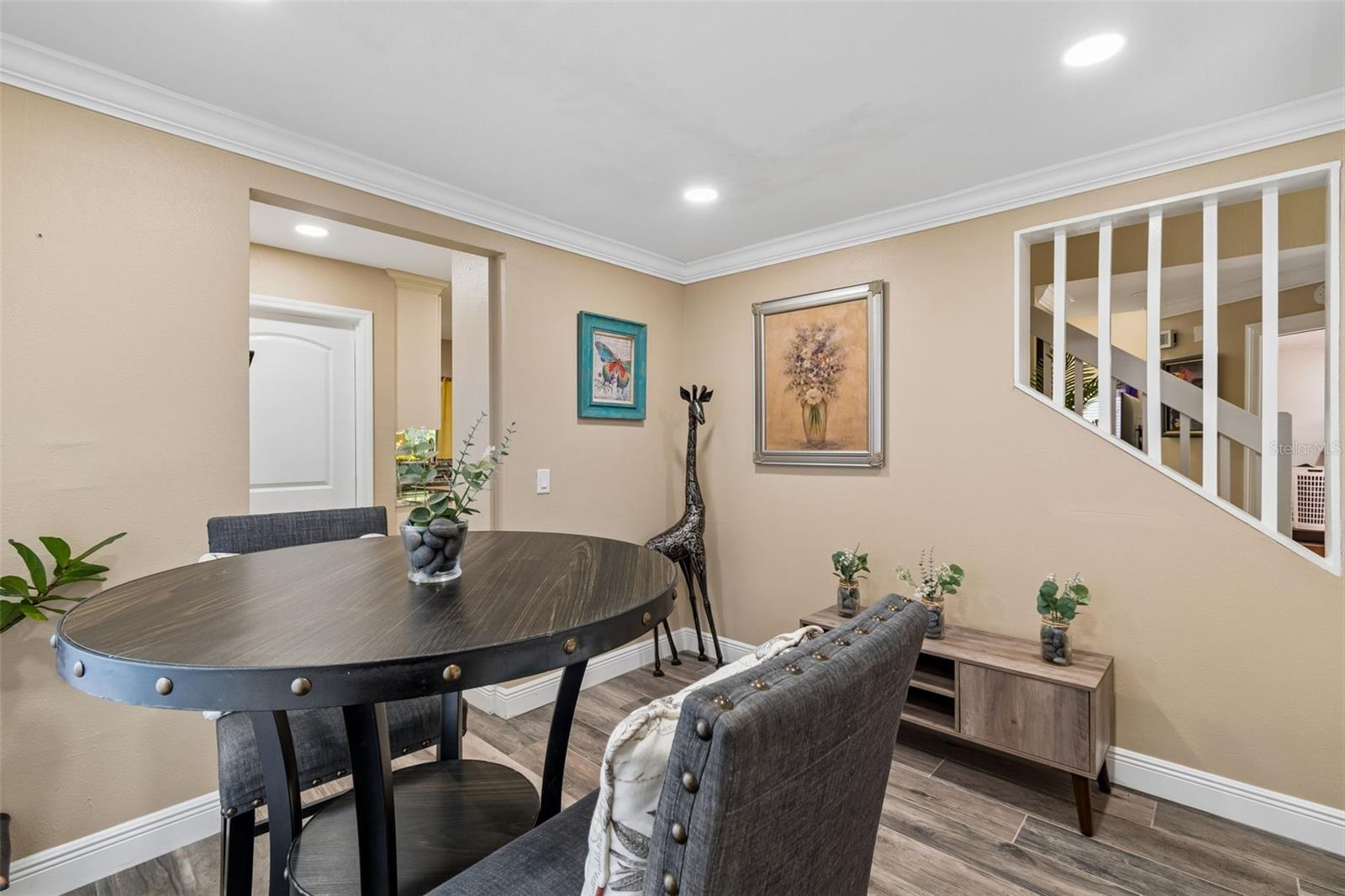 9803 LONG MEADOW DR, TAMPA, FL, 33615