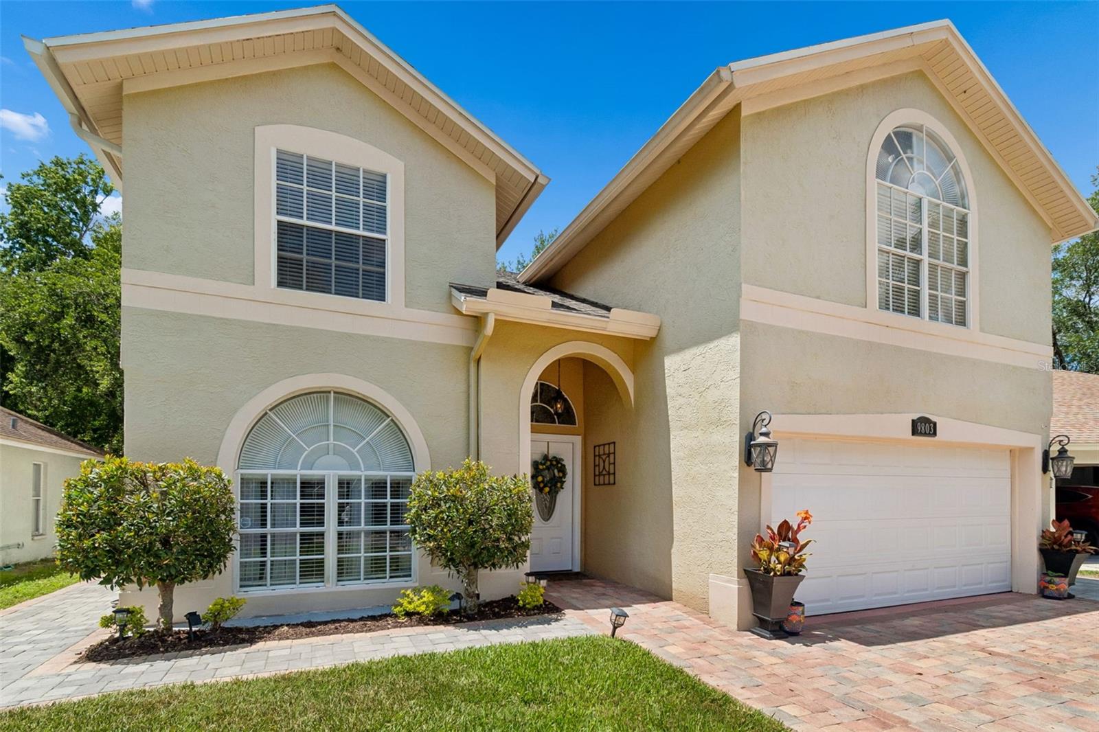 9803 LONG MEADOW DR, TAMPA, FL, 33615