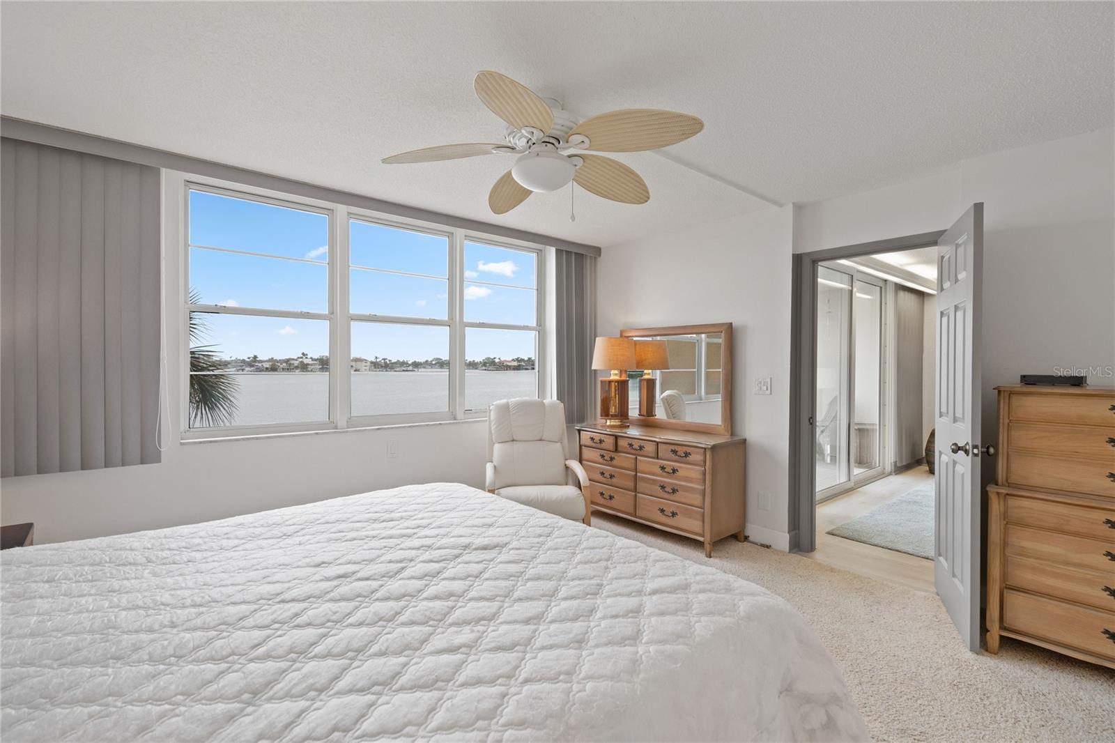 7910 SUN ISLAND DR S #302, SOUTH PASADENA, FL, 33707